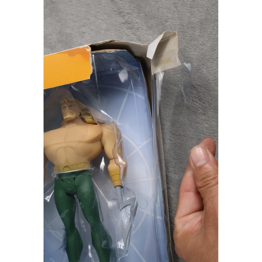 DC Collectibles Aquaman Action Figure 6 In Green Boxed Justice League Original - Picture 4 of 4